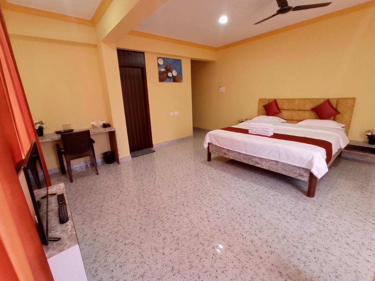 Brit'S Palace Goa Agacaim Kültér fotó