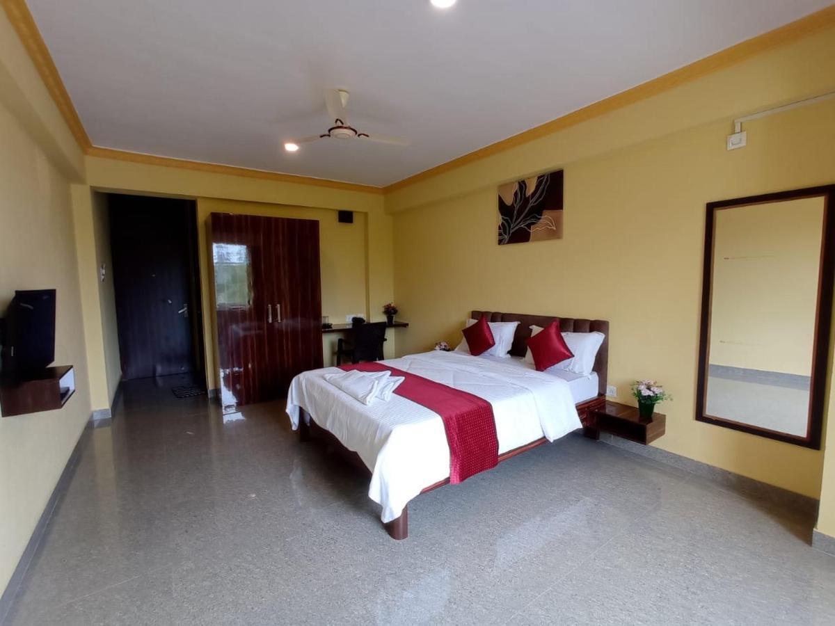Brit'S Palace Goa Agacaim Kültér fotó