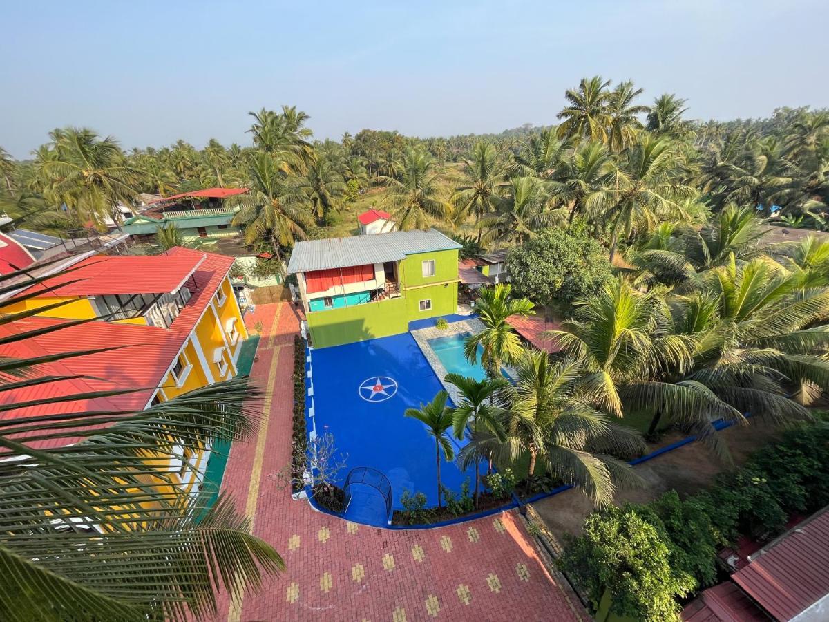 Brit'S Palace Goa Agacaim Kültér fotó